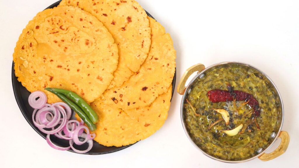 Image of makki ki roti with sarson ka saag